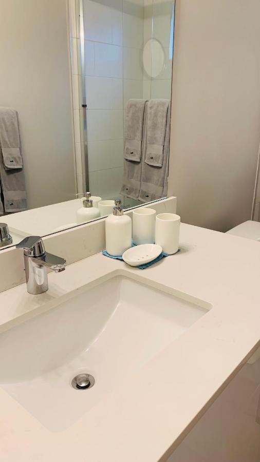 Appartement Baycrestone à Coquitlam Extérieur photo